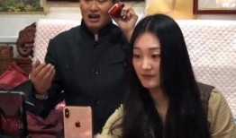 大衣哥邻居爆料视频播放,揭秘明星光环背后的真实生活