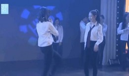 猎奇美女吃瓜视频大全免费观看,免费观看视频大全揭秘